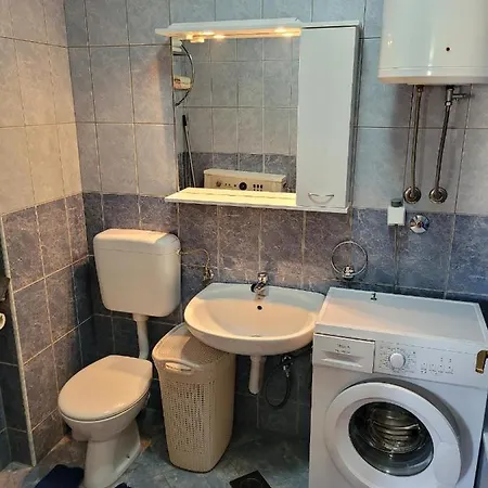 - Sunny Peaks Daire Pale